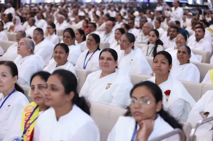 ब्रह्माकुमारीज़ के 90वें स्थापना वर्ष पर ग्लोबल समिट 2026 एवं नवदशोत्सव का भव्य आयोजन – आध्यात्मिक जागृति से विश्व नव-निर्माण का वैश्विक संकल्प — gallery photo 18