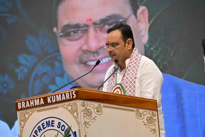 ब्रह्माकुमारीज़ के 90वें स्थापना वर्ष पर ग्लोबल समिट 2026 एवं नवदशोत्सव का भव्य आयोजन – आध्यात्मिक जागृति से विश्व नव-निर्माण का वैश्विक संकल्प — gallery photo 17