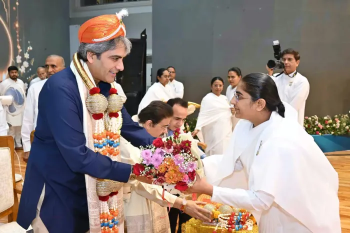 ग्लोबल समिट 2026 एवं नवदशोत्सव का भव्य शुभारंभ – आध्यात्मिक जागृति द्वारा विश्व नव-निर्माण का संकल्प — gallery photo 13