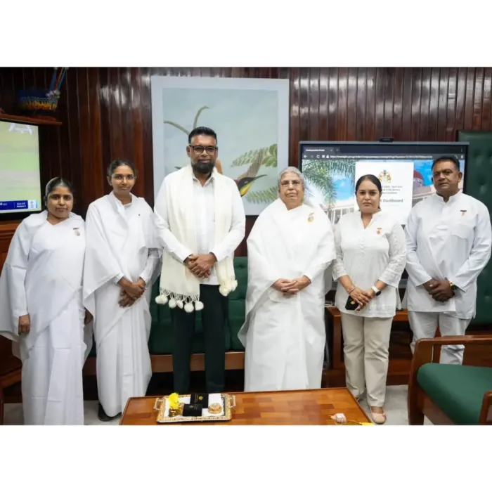 Guyana: Raksha Bandhan Celebrated with His Excellency Dr. Mohamed Irfaan Ali — photo gallery 4 Guyana: Raksha Bandhan Celebrated with His Excellency Dr. Mohamed Irfaan Ali — photo gallery 4