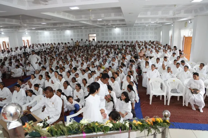 हरिद्वार में दिव्य संत सम्मेलन—वर्तमान समय की चुनौतियों के आध्यात्मिक समाधान का प्रेरक संदेश — photo gallery 4 हरिद्वार में दिव्य संत सम्मेलन—वर्तमान समय की चुनौतियों के आध्यात्मिक समाधान का प्रेरक संदेश — photo gallery 4