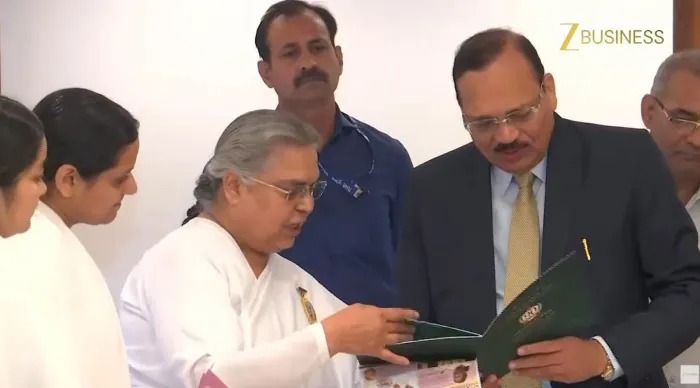Celebrating the Sacred Spirit of Raksha Bandhan with Hon’ble Justice Surya Kant Ji, Chief Justice of India — photo ga… Celebrating the Sacred Spirit of Raksha Bandhan with Hon’ble Justice Surya Kant Ji, Chief Justice of India — photo gallery 3