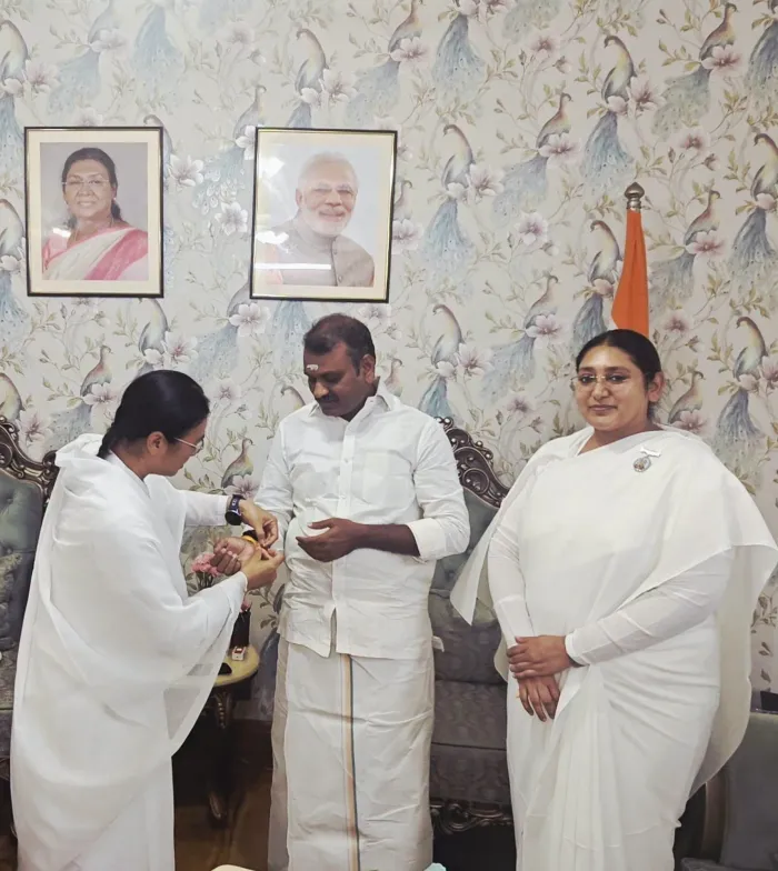 Om Shanti Retreat Centre, Gurugram Celebrates Raksha Bandhan with Hon’ble Minister of State Dr. L. Murugan Ji — photo… Om Shanti Retreat Centre, Gurugram Celebrates Raksha Bandhan with Hon’ble Minister of State Dr. L. Murugan Ji — photo gallery 2
