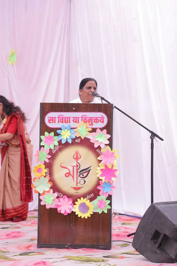 इंदौर (मध्य प्रदेश): आरएसएस के शताब्दी वर्ष के उपलक्ष्य में आयोजित सप्तशक्ति संगम कार्यक्रम में ब्रह्माकुमारी बी.के. शशि दीदी का गरिमामय सम्मान — gallery photo 1