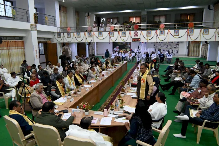 इंदौर: ब्रह्माकुमार ओमप्रकाश ‘भाईजी’ की 10वीं पुण्य स्मृति पर ज्ञान शिखर में मीडिया विमर्श आयोजित