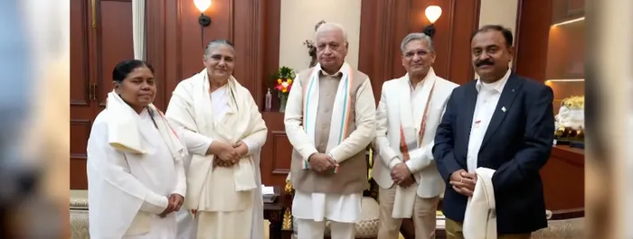 बोधगया महाबोधी मंदिर परिसर में अंतरराष्ट्रीय तिपिटक जाप समारोह: ब्रह्माकुमारीज़ का शांति संदेश — photo gallery 5 बोधगया महाबोधी मंदिर परिसर में अंतरराष्ट्रीय तिपिटक जाप समारोह: ब्रह्माकुमारीज़ का शांति संदेश — photo gallery 5