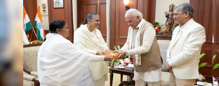 बोधगया महाबोधी मंदिर परिसर में अंतरराष्ट्रीय तिपिटक जाप समारोह: ब्रह्माकुमारीज़ का शांति संदेश — photo gallery 6 बोधगया महाबोधी मंदिर परिसर में अंतरराष्ट्रीय तिपिटक जाप समारोह: ब्रह्माकुमारीज़ का शांति संदेश — photo gallery 6