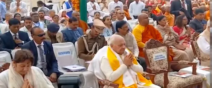 बोधगया महाबोधी मंदिर परिसर में अंतरराष्ट्रीय तिपिटक जाप समारोह: ब्रह्माकुमारीज़ का शांति संदेश — photo gallery 8 बोधगया महाबोधी मंदिर परिसर में अंतरराष्ट्रीय तिपिटक जाप समारोह: ब्रह्माकुमारीज़ का शांति संदेश — photo gallery 8