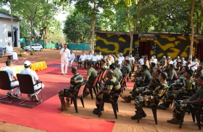 बस्तर संभाग में “स्व-सशक्तिकरण से राष्ट्र सशक्तिकरण” अभियान के अंतर्गत 26 प्रशिक्षण कार्यक्रम सफलतापूर्वक आयोजित — ph… बस्तर संभाग में “स्व-सशक्तिकरण से राष्ट्र सशक्तिकरण” अभियान के अंतर्गत 26 प्रशिक्षण कार्यक्रम सफलतापूर्वक आयोजित — photo gallery 4
