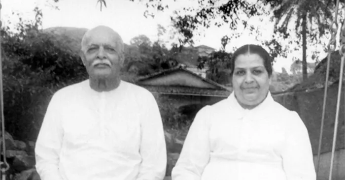 Mamma with Brahma baba.jpg