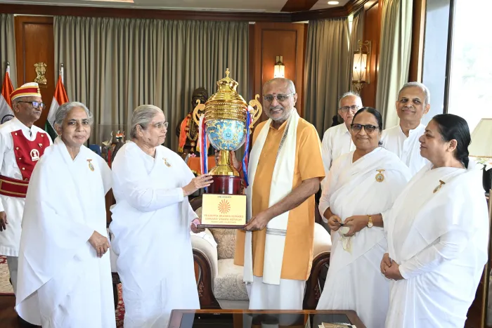 Spiritual Blessings at Raj Bhavan – Meeting with the Hon’ble Governor of Maharashtra 