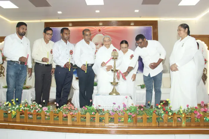 आध्यात्मिक मूल्यों से होगा गाँवों का नवजागरण – मेहसाना से प्रारंभ ‘मेरा गाँव, बने महान’ अभियान