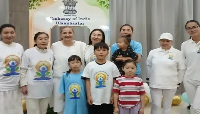 मंगोलिया में अंतर्राष्ट्रीय योग दिवस पर भव्य योग एवं राजयोग मेडिटेशन कार्यक्रम आयोजित