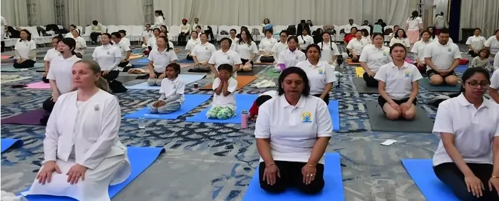 मंगोलिया में अंतर्राष्ट्रीय योग दिवस पर भव्य योग एवं राजयोग मेडिटेशन कार्यक्रम आयोजित — photo gallery 4 मंगोलिया में अंतर्राष्ट्रीय योग दिवस पर भव्य योग एवं राजयोग मेडिटेशन कार्यक्रम आयोजित — photo gallery 4