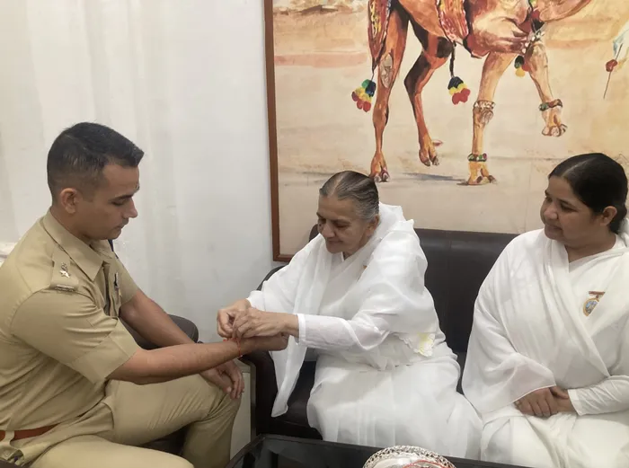 Brahma Kumaris Bikaner Tie Sacred Rakhi to Union Minister and Senior Administrative Officials — article photo 10 Brahma Kumaris Bikaner Tie Sacred Rakhi to Union Minister and Senior Administrative Officials — article photo 10