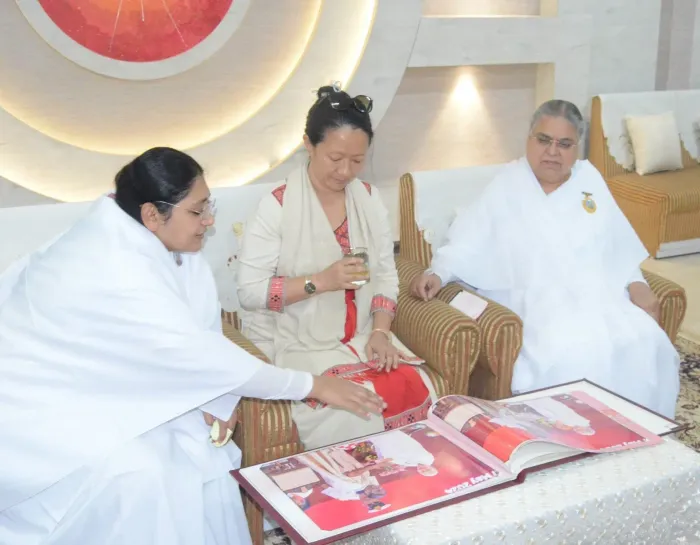 NITI Aayog Member Dr. Joram Aniya Visits Brahma Kumaris Om Shanti Retreat Centre, Gurugram — photo gallery 3 NITI Aayog Member Dr. Joram Aniya Visits Brahma Kumaris Om Shanti Retreat Centre, Gurugram — photo gallery 3