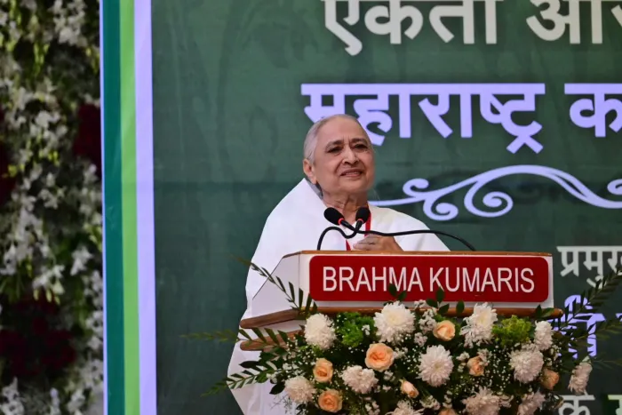 विश्व शांति सरोवर, नागपुर में “एकता और विश्वास के माध्यम से स्वर्णिम महाराष्ट्र” अभियान का भव्य शुभारंभ — article pho… विश्व शांति सरोवर, नागपुर में “एकता और विश्वास के माध्यम से स्वर्णिम महाराष्ट्र” अभियान का भव्य शुभारंभ — article photo 18
