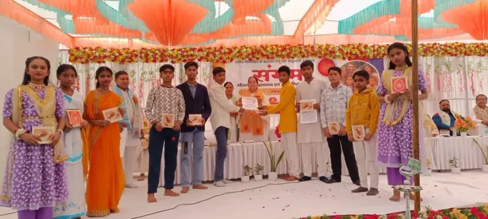 नरेला बैकुंठ धाम केंद्र में  संगम – गौरवपूर्ण वृद्धावस्था एवं सम्मानित जीवन विषय पर आयोजित विशेष कार्यक्रम