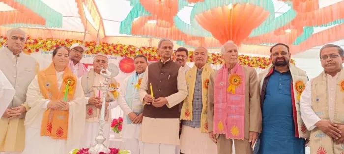नरेला बैकुंठ धाम केंद्र में  संगम – गौरवपूर्ण वृद्धावस्था एवं सम्मानित जीवन विषय पर आयोजित विशेष कार्यक्रम — gallery photo 6
