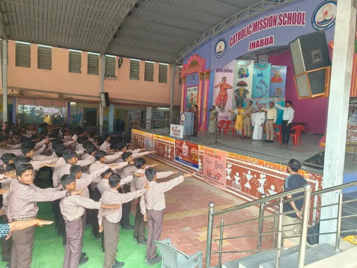 Jhabua: Brahma Kumaris Supports ‘Nashe Se Doori Hai Zaroori 2.0’ Campaign to Promote an Addiction-Free Youth Jhabua: Brahma Kumaris Supports ‘Nashe Se Doori Hai Zaroori 2.0’ Campaign to Promote an Addiction-Free Youth