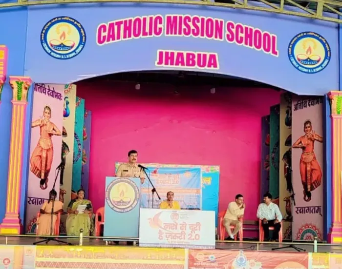 Jhabua: Brahma Kumaris Supports ‘Nashe Se Doori Hai Zaroori 2.0’ Campaign to Promote an Addiction-Free Youth — photo … Jhabua: Brahma Kumaris Supports ‘Nashe Se Doori Hai Zaroori 2.0’ Campaign to Promote an Addiction-Free Youth — photo gallery 1