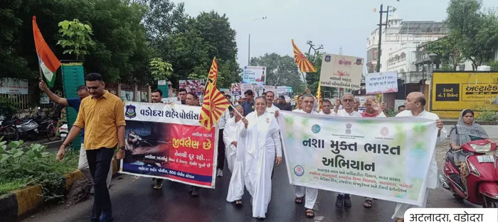 Witness the collective spirit of awareness through rallies, marches, and public campaigns inspiring a drug-free India