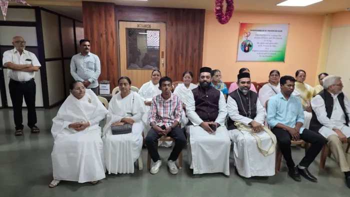 नवी मुंबई कोपरखैरने में स्थित सेंट फ्रांसिस डी सेल्स चर्च में साझा मूल्य, साझा भविष्य–शांति की ओर एक अंतरधार्मिक यात्रा — gallery photo 2