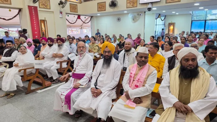नवी मुंबई कोपरखैरने में स्थित सेंट फ्रांसिस डी सेल्स चर्च में साझा मूल्य, साझा भविष्य–शांति की ओर एक अंतरधार्मिक यात्रा — gallery photo 7