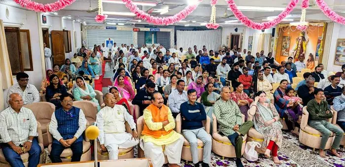 शांति, प्रेम और शक्ति का संगम: ब्रह्माकुमारी संस्थान का नीमच शिविर रहा प्रेरणादायी अनुभव — photo gallery 4 शांति, प्रेम और शक्ति का संगम: ब्रह्माकुमारी संस्थान का नीमच शिविर रहा प्रेरणादायी अनुभव — photo gallery 4