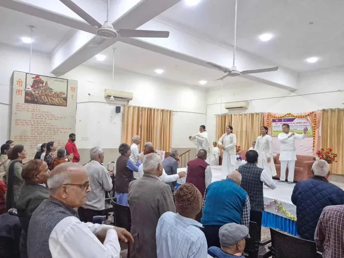ब्रह्माकुमारीज़ समाज सेवा प्रभाग द्वारा नोएडा में ‘गौरवपूर्ण वृद्धावस्था एवं सम्मानित जीवन’ पर प्रेरणादायी आध्यात्मिक कार्यक्रम