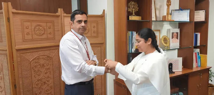 ORC - Om Shanti Retreat Centre, Gurugram Celebrates Raksha Bandhan with Government Officials — article photo 22 ORC - Om Shanti Retreat Centre, Gurugram Celebrates Raksha Bandhan with Government Officials — article photo 22