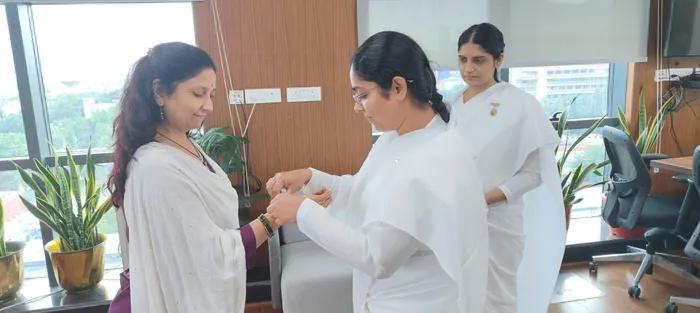 ORC - Om Shanti Retreat Centre, Gurugram Celebrates Raksha Bandhan with Government Officials — article photo 14 ORC - Om Shanti Retreat Centre, Gurugram Celebrates Raksha Bandhan with Government Officials — article photo 14