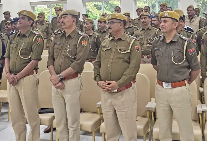 माउंट आबू के ग्लोबल ऑडिटोरियम में पुलिस–जनता विश्वास निर्माण कार्यशाला