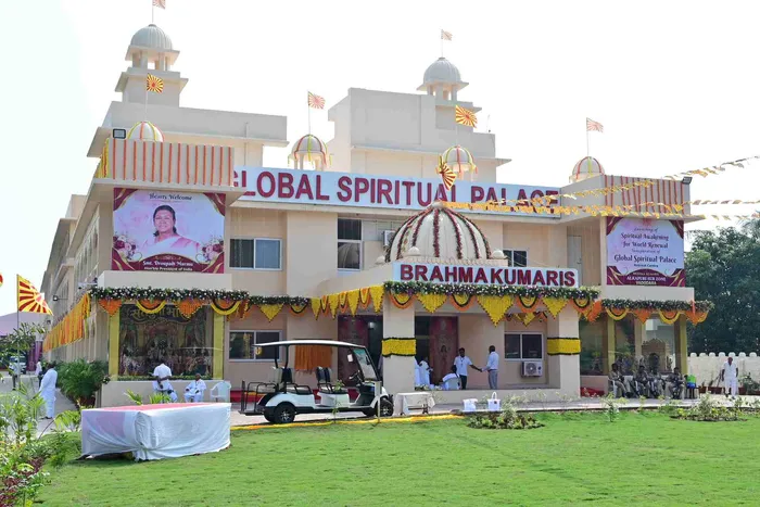 राष्ट्रपति श्रीमती द्रौपदी मुर्मू जी ने वडोदरा में ग्लोबल स्पिरिचुअल पैलेस रिट्रीट सेंटर का किया लोकार्पण — article p… राष्ट्रपति श्रीमती द्रौपदी मुर्मू जी ने वडोदरा में ग्लोबल स्पिरिचुअल पैलेस रिट्रीट सेंटर का किया लोकार्पण — article photo 2