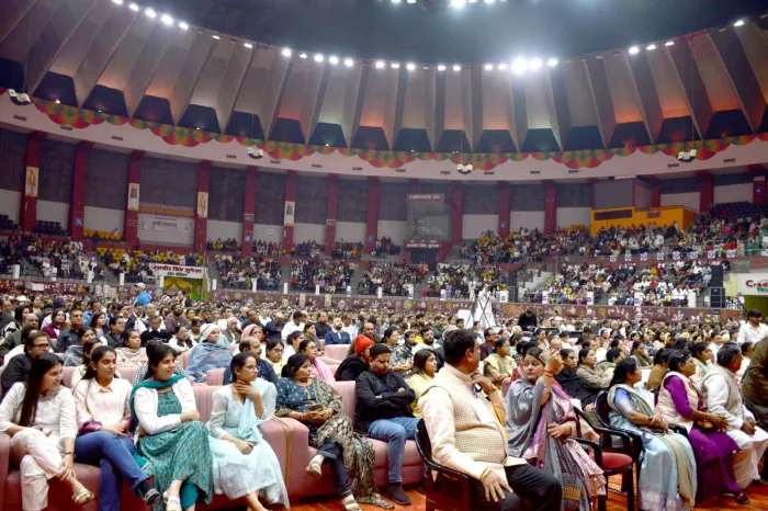 रायपुर में अनिश्चितता से निपटने की कला पर ब्रह्माकुमारी शिवानी दीदी का प्रेरणादायी उद्बोधन — photo gallery 4 रायपुर में अनिश्चितता से निपटने की कला पर ब्रह्माकुमारी शिवानी दीदी का प्रेरणादायी उद्बोधन — photo gallery 4