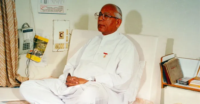 Rajyogi Jagdish Bhaiji in soul consciousness.jpg