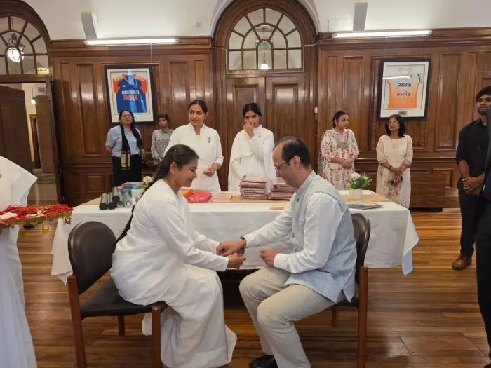 Raksha Bandhan: Brahma Kumaris UK Celebrate the ‘Link of Love’ at India House, London — photo gallery 2 Raksha Bandhan: Brahma Kumaris UK Celebrate the ‘Link of Love’ at India House, London — photo gallery 2