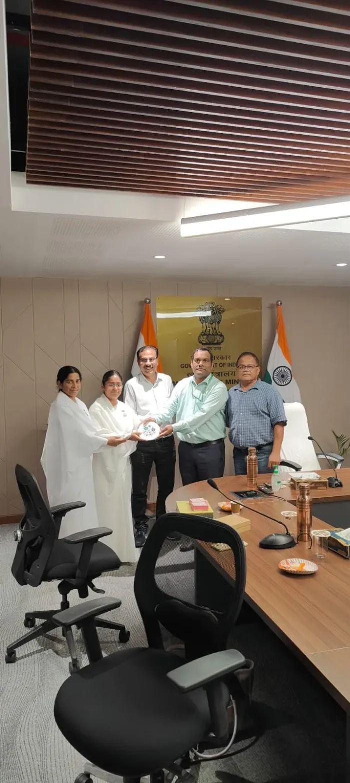 Brahma Kumaris Celebrate Raksha Bandhan with Senior Dignitaries and Government Officials — gallery photo 24