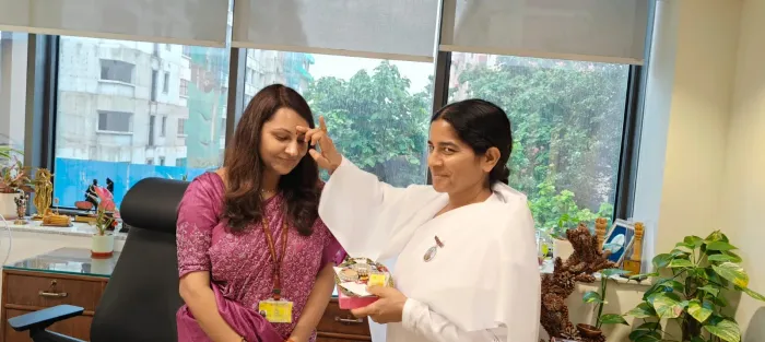 Brahma Kumaris Celebrate Raksha Bandhan with Senior Dignitaries and Government Officials — gallery photo 23