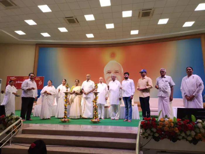 मदुराई के शक्ति सरोवर तपोवन में राखी महोत्सव: पवित्रता और परमात्म बंधन का संदेश