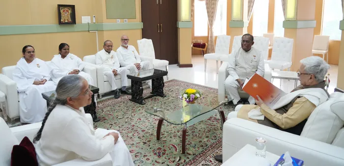 Courtesy Call by Brahma Kumaris Shanti Sarovar, Hyderabad Representatives on the Hon’ble Governor