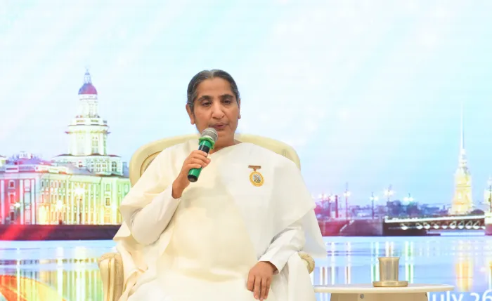 St. Petersburg Brahma Kumaris Centre Marks 36 Years of Spiritual Service with “Trust: Currency of the Future” Programme — gallery photo 21