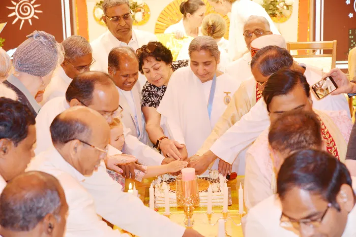 St. Petersburg Brahma Kumaris Centre Marks 36 Years of Spiritual Service with “Trust: Currency of the Future” Programme — gallery photo 12