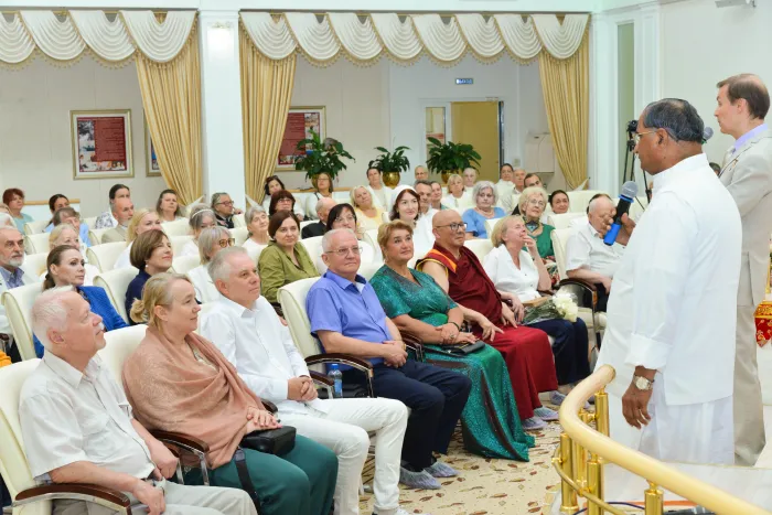 St. Petersburg Brahma Kumaris Centre Marks 36 Years of Spiritual Service with “Trust: Currency of the Future” Program… St. Petersburg Brahma Kumaris Centre Marks 36 Years of Spiritual Service with “Trust: Currency of the Future” Programme — article photo 7
