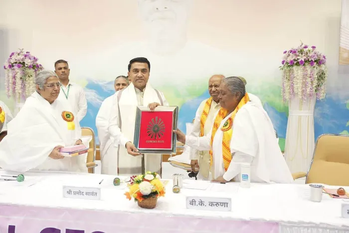 आबू रोड और आबू राज (राजस्थान)  राष्ट्रीय राजनीतिज्ञ सम्मेलन : राजनीति और आध्यात्मिकता का संगम — gallery photo 7