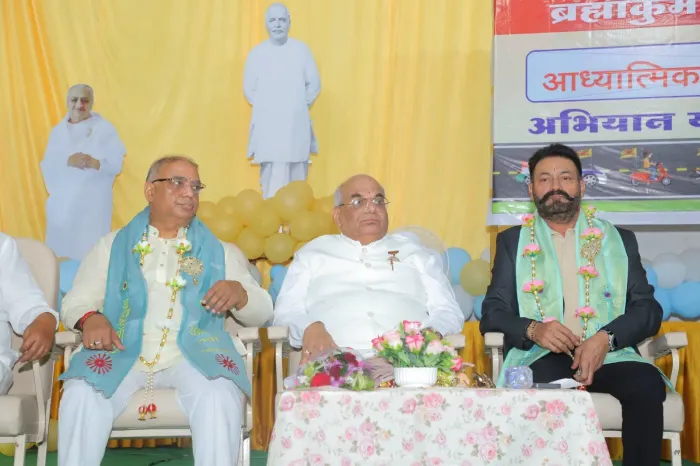 ब्रह्माकुमारीज़ प्रशासन विंग द्वारा इंदौर से बिलासपुर तक विशेष कार्यक्रम एवं जन-जागरूकता अभियान — gallery photo 3