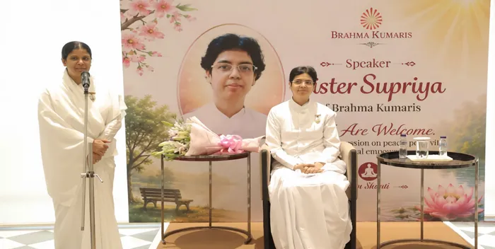 गोयंका निवास, कोलकाता में “पॉजिटिविटी इन नेगेटिव सिचुएशंस” विषय पर आध्यात्मिक प्रेरणादायी संगम