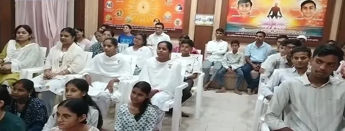 ग्वालियर में विश्व युवा कौशल दिवस पर युवाओं को आध्यात्मिक एवं जीवन कौशल का मार्गदर्शन — photo gallery 3 ग्वालियर में विश्व युवा कौशल दिवस पर युवाओं को आध्यात्मिक एवं जीवन कौशल का मार्गदर्शन — photo gallery 3
