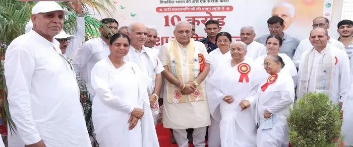 हरियाणा के लाडवा गांव में आदर्श ग्राम निर्माण महाअभियान का भव्य शुभारंभ — photo gallery 1 हरियाणा के लाडवा गांव में आदर्श ग्राम निर्माण महाअभियान का भव्य शुभारंभ — photo gallery 1
