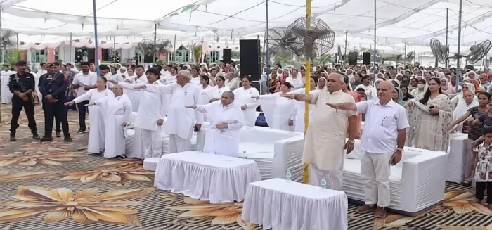 हरियाणा के लाडवा गांव में आदर्श ग्राम निर्माण महाअभियान का भव्य शुभारंभ — photo gallery 7 हरियाणा के लाडवा गांव में आदर्श ग्राम निर्माण महाअभियान का भव्य शुभारंभ — photo gallery 7